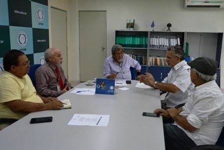 Gestores organizam preparativos da participação da Ufam na ação.